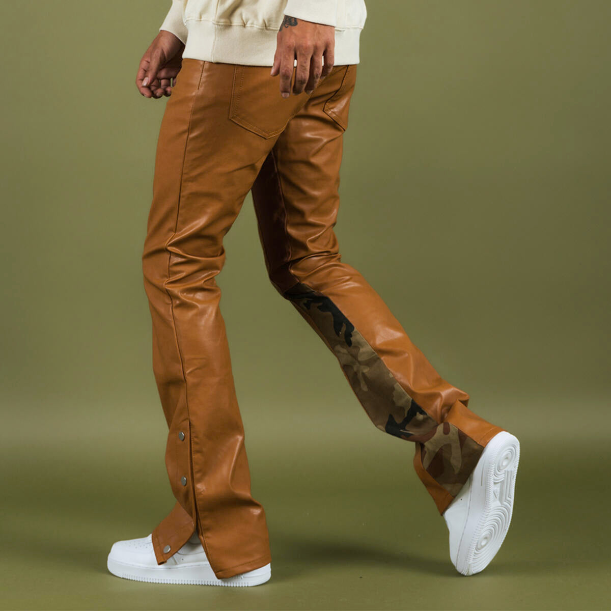 Wyatt Flared Denim