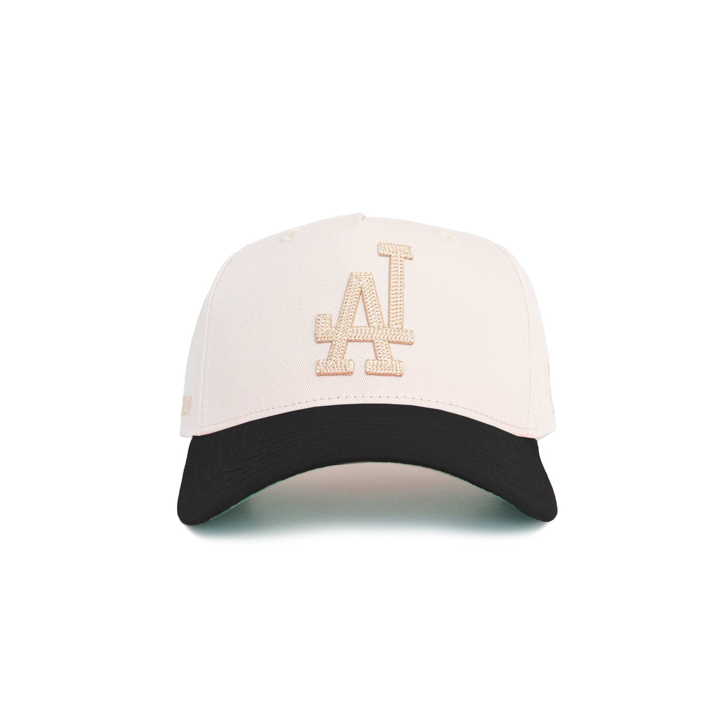 LA Chain Stitch Snap Back Cream/Black