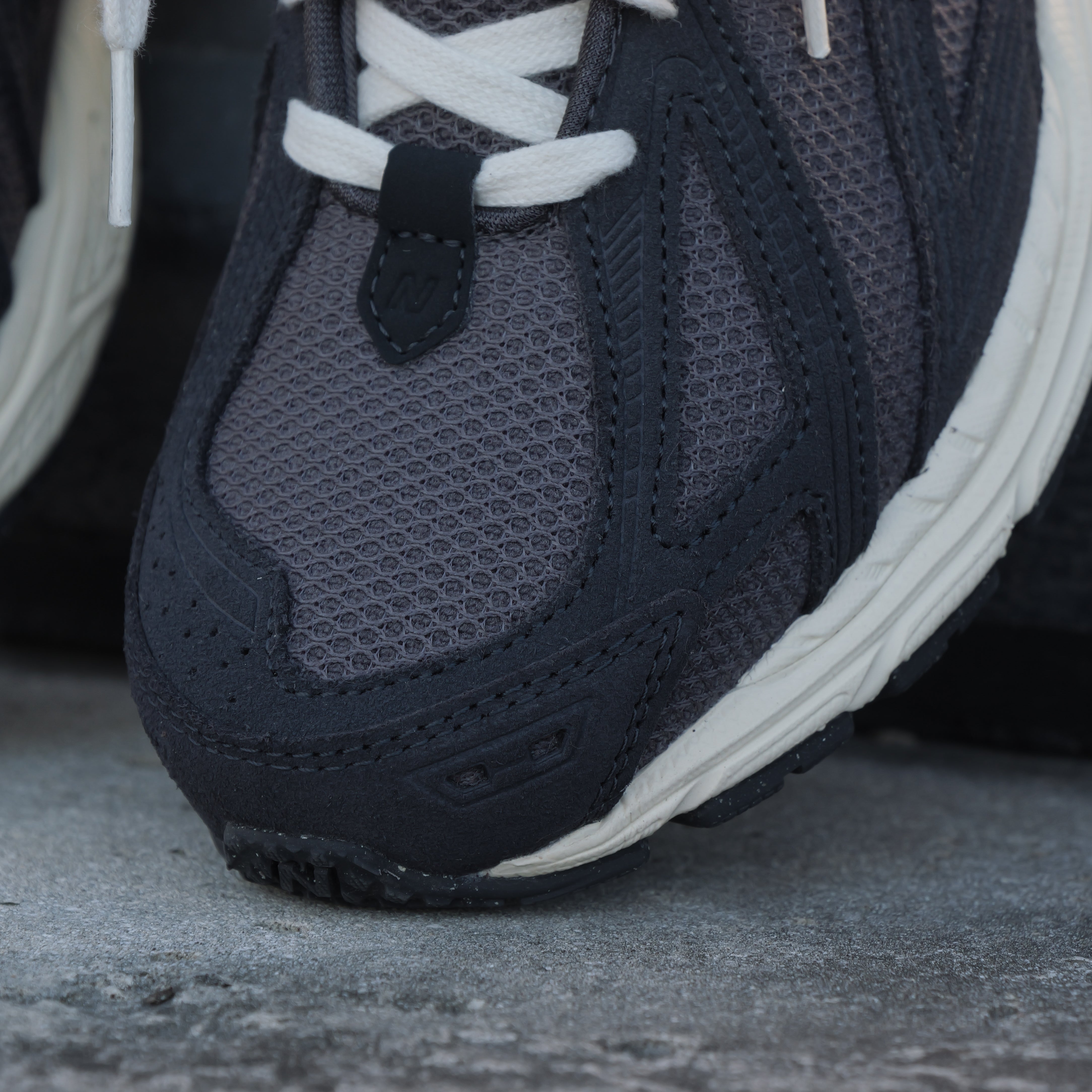 NEW BALANCE M1906FE