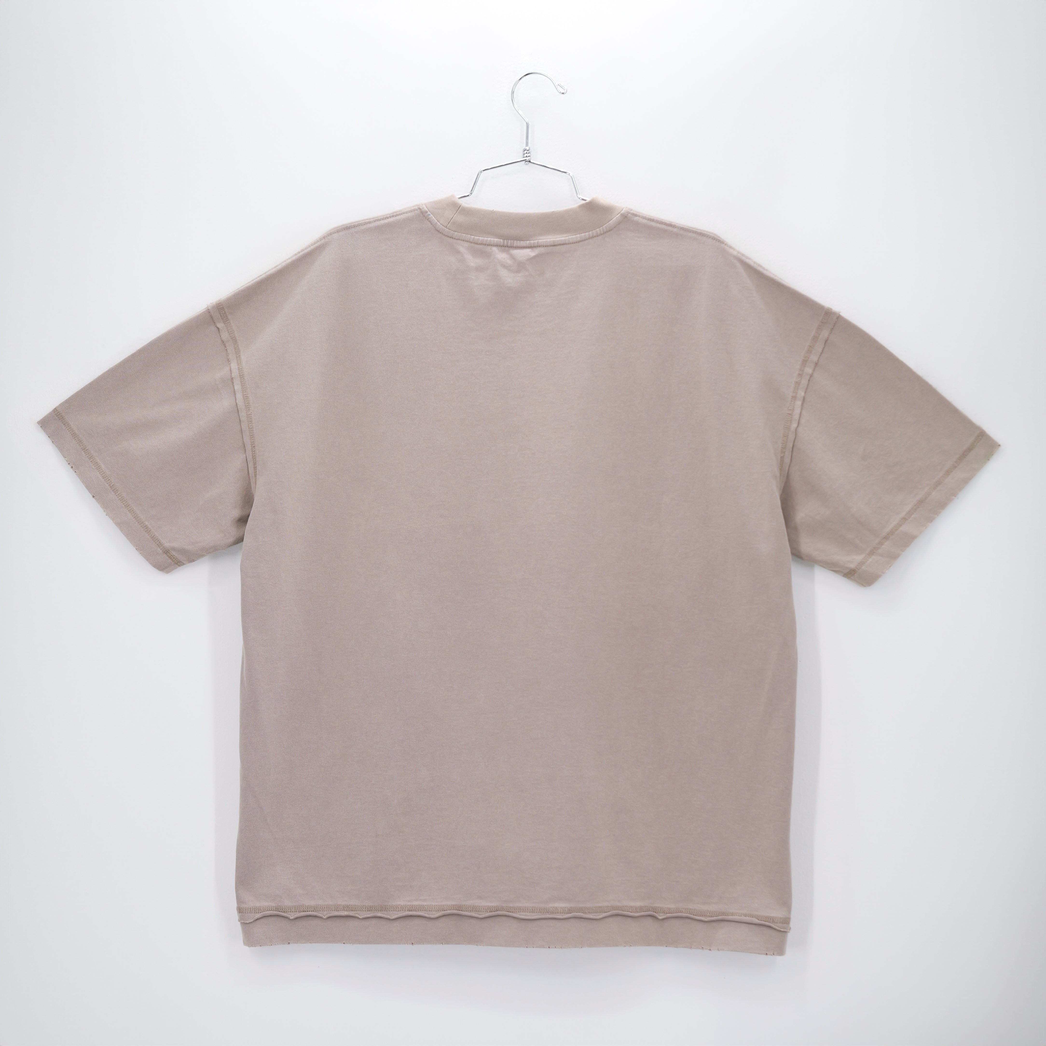 HEIR EST MORT VINTAGE TEE PEWTER
