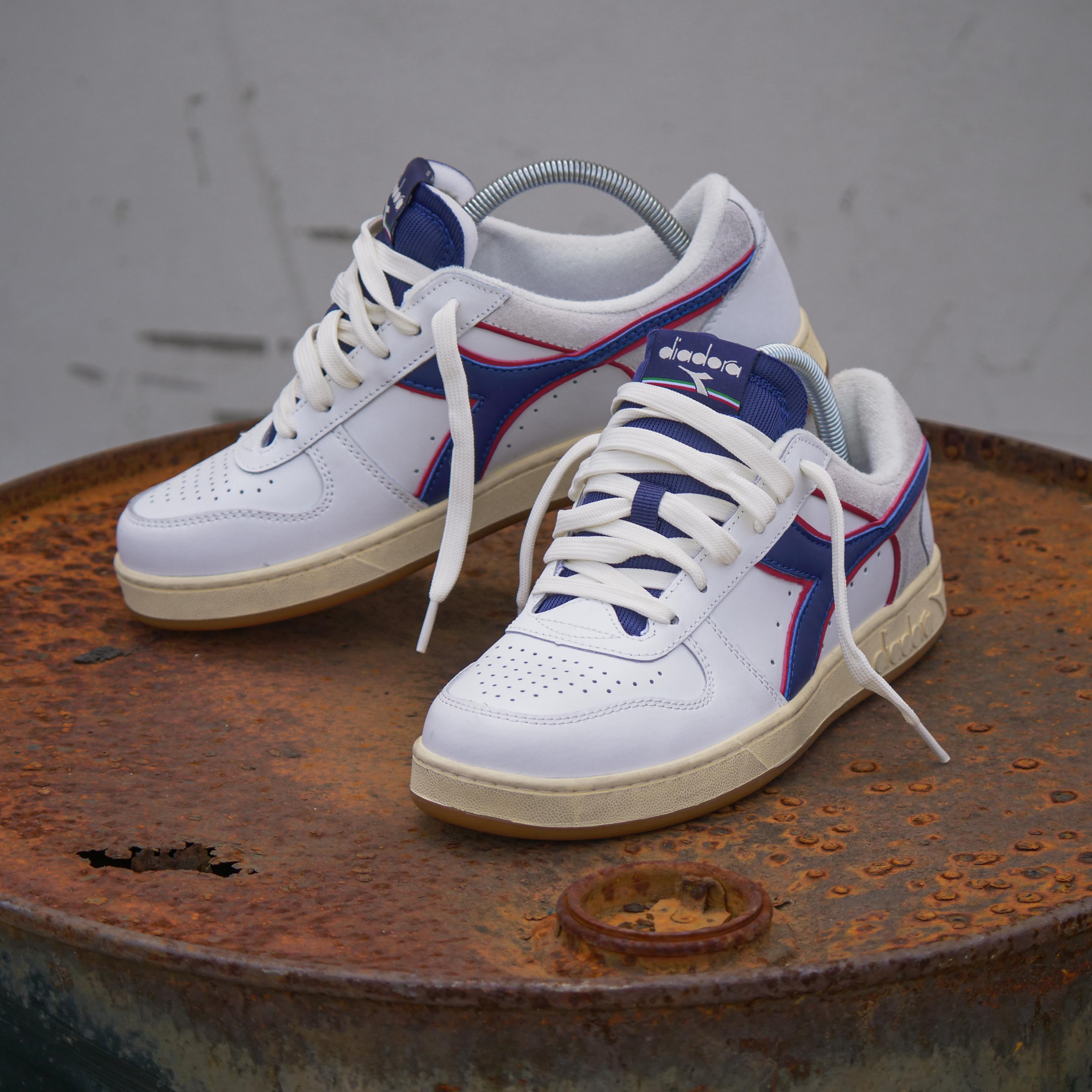 MAGIC BASKET LOW WHITE/TWILIGHT BLUE