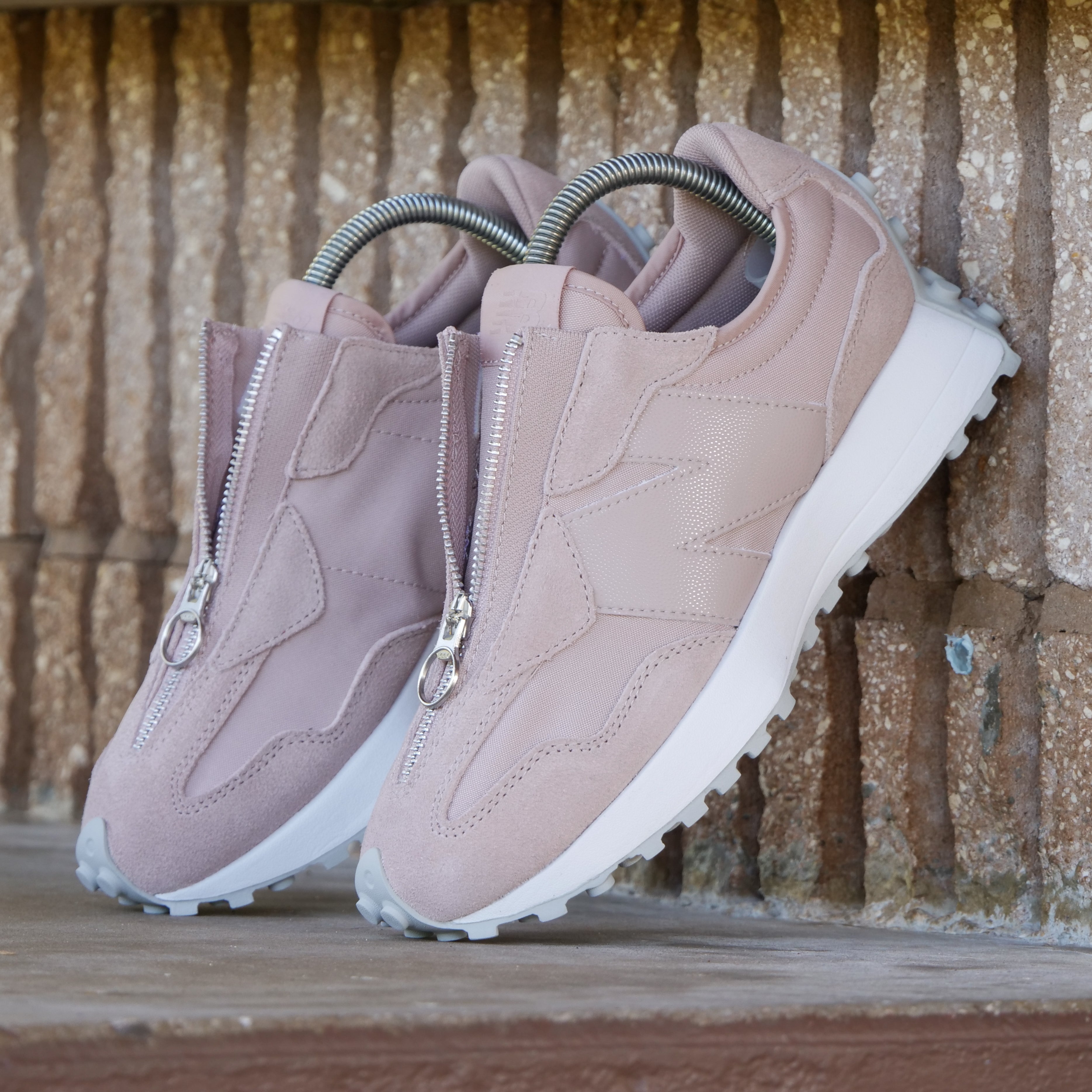 WOMENS NEW BALANCE - WS327AAB