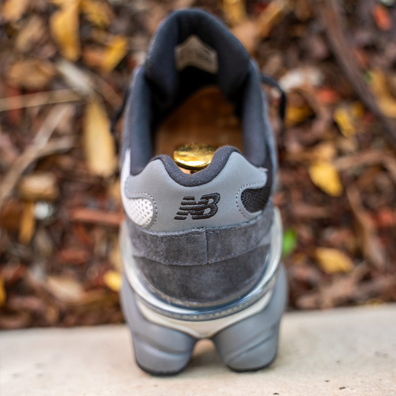 NEW BALANCE U9060BLK