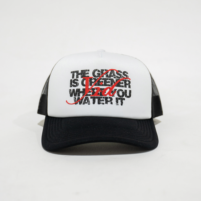 PARCHED TRUCKER HAT WHITE/RED