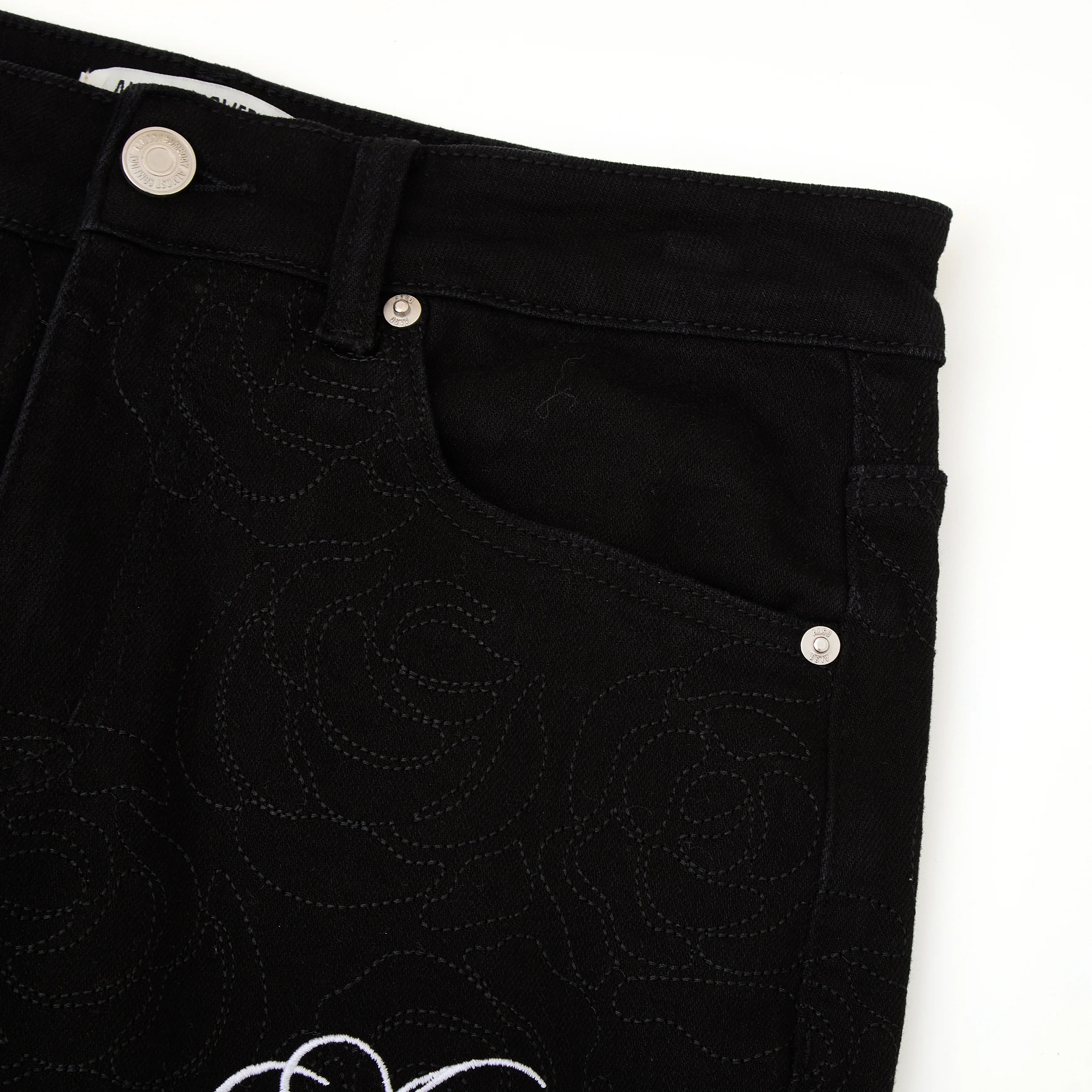 Rosette Embroidered Jeans