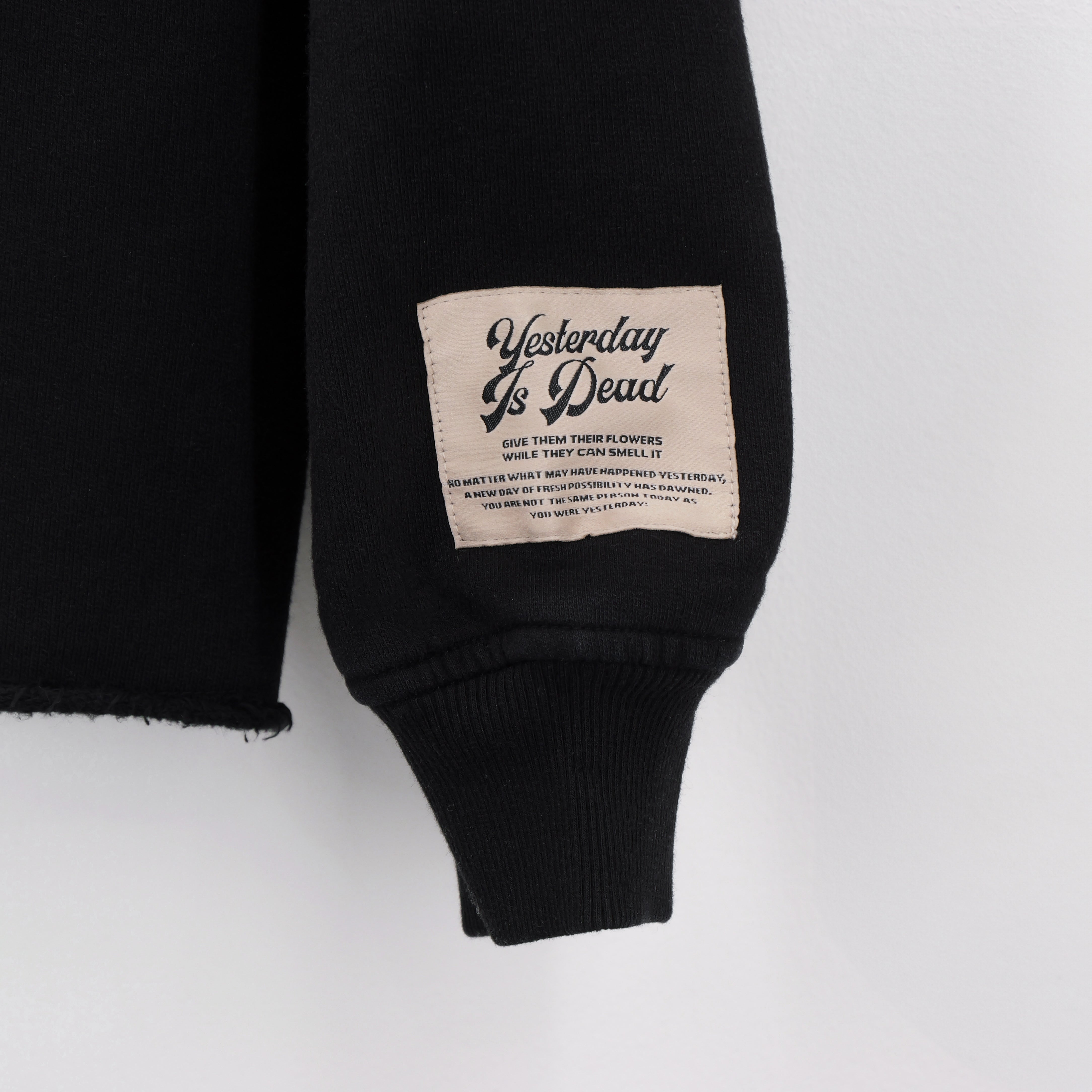 Give Them Their Flowers Spell Out Crewneck Black