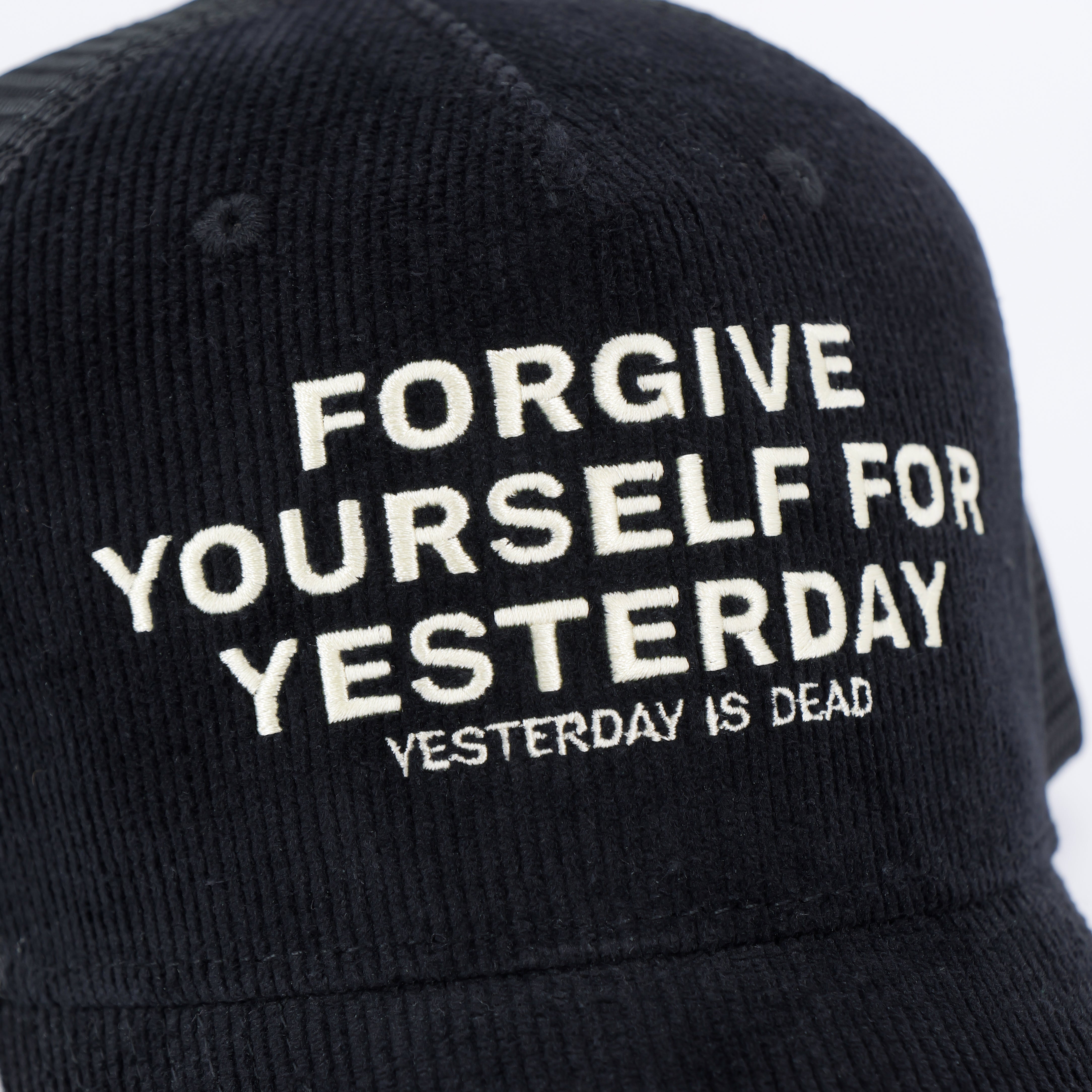 Mantra Corduroy Trucker Black