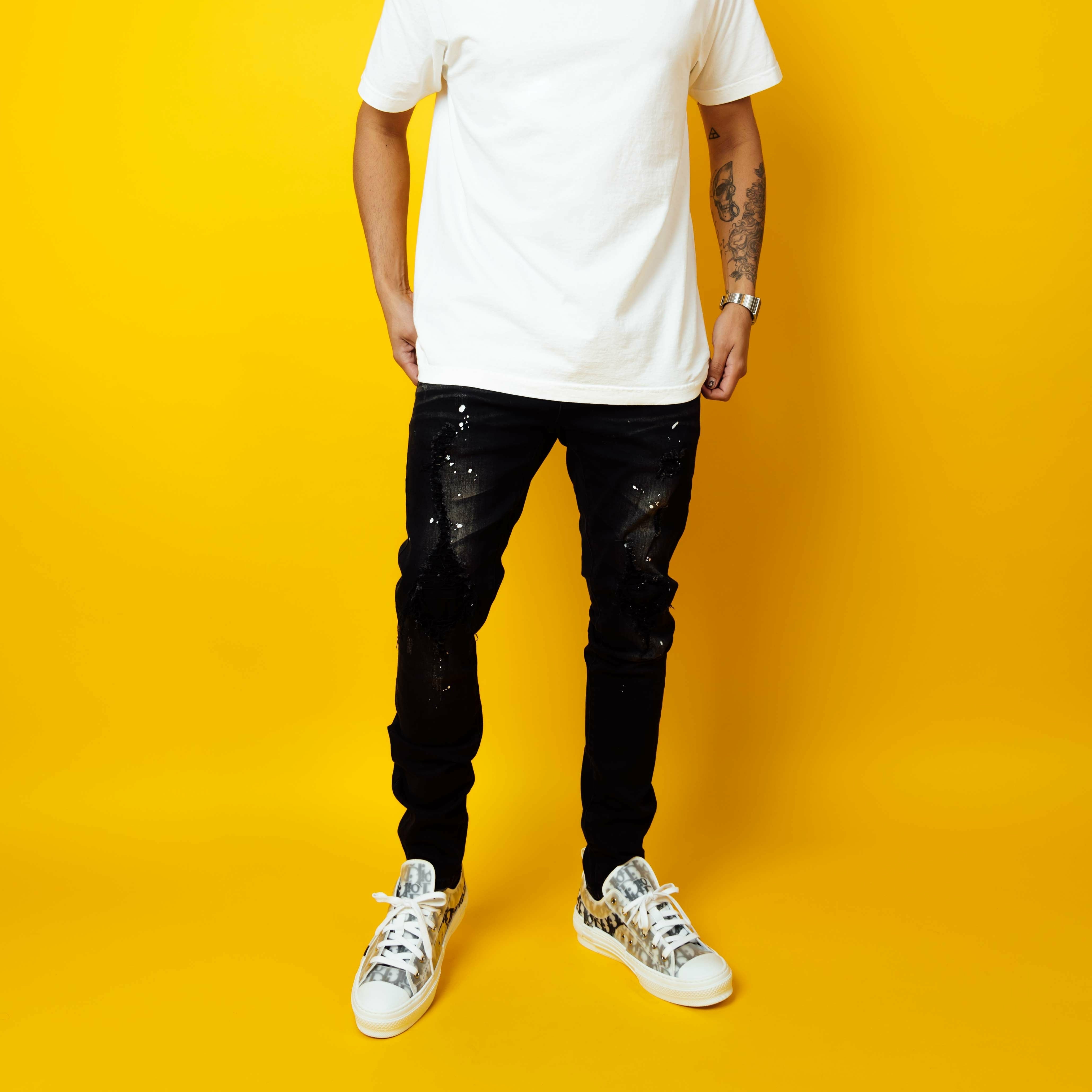 MONOCHROME JEANS