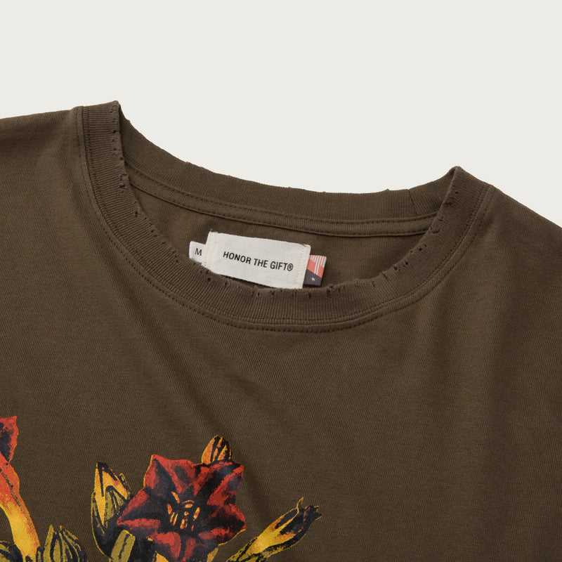 TOBACCO FLOWER SS TEE OLIVE